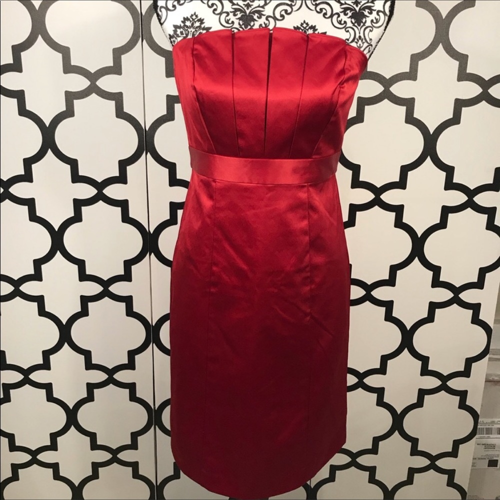 Pleated stunning red cocktail dress ❤️